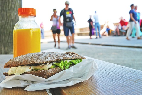 geld sparen als student belegtes brötchen